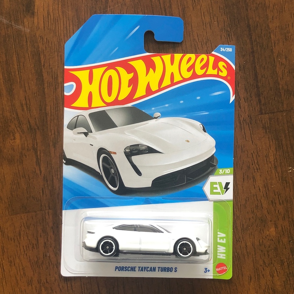 Mattel Hot Wheels White Porsche Taycan Turbo S